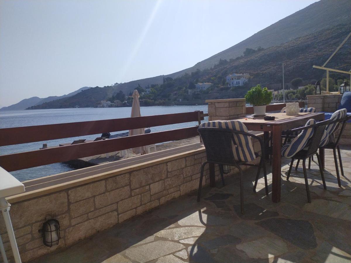 Symi . Villa Calme ภายนอก รูปภาพ