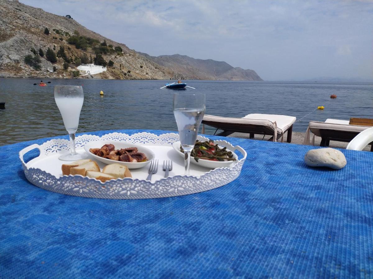 Symi . Villa Calme ภายนอก รูปภาพ