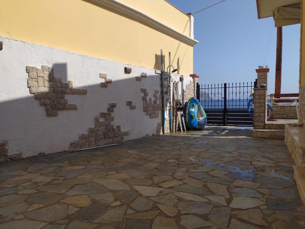 Symi . Villa Calme ภายนอก รูปภาพ